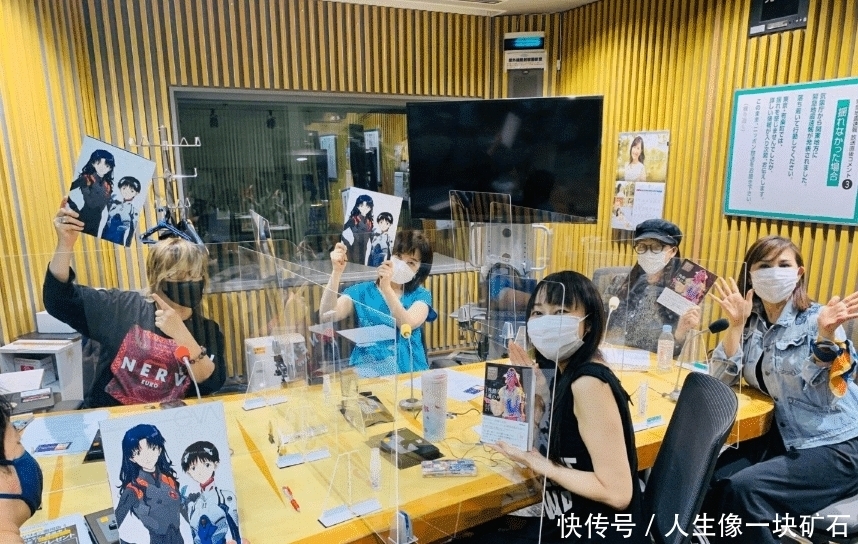 同人|《EVA》官方乱组CP吓坏绪方惠美,官方:别问,问就是同人