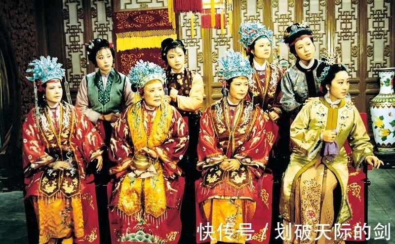 合欢宴$《红楼梦》里贾府除夕夜喝的合欢汤,到底是什么汤?