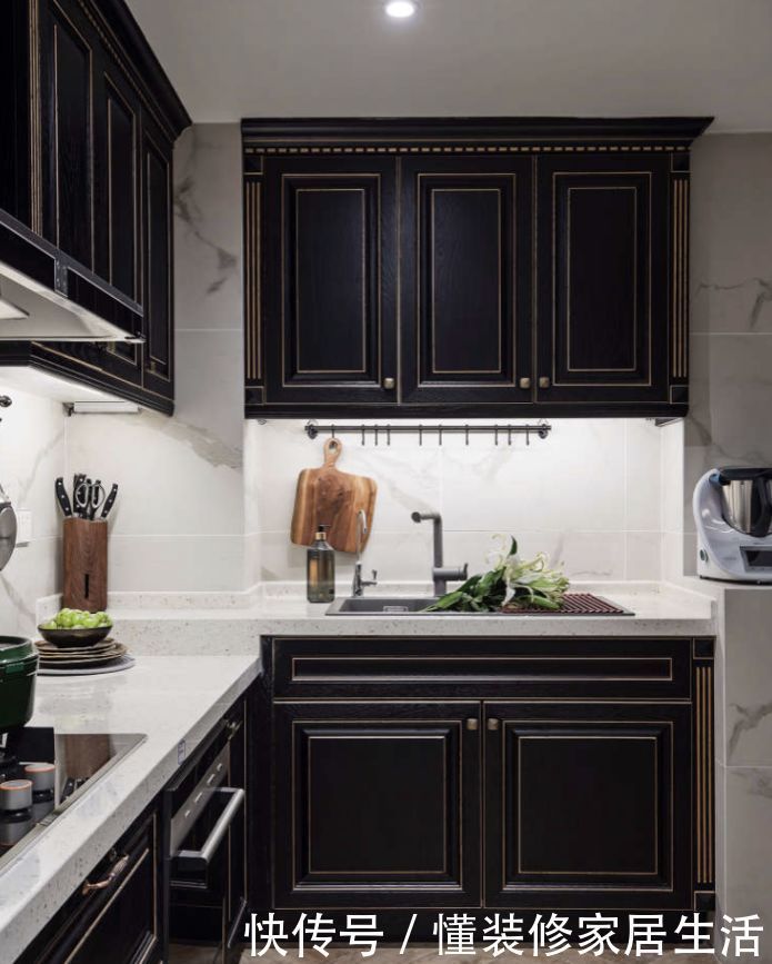 格栅门|年轻人别再乱装新房,这6大风格省钱又高级,未来想过时都难