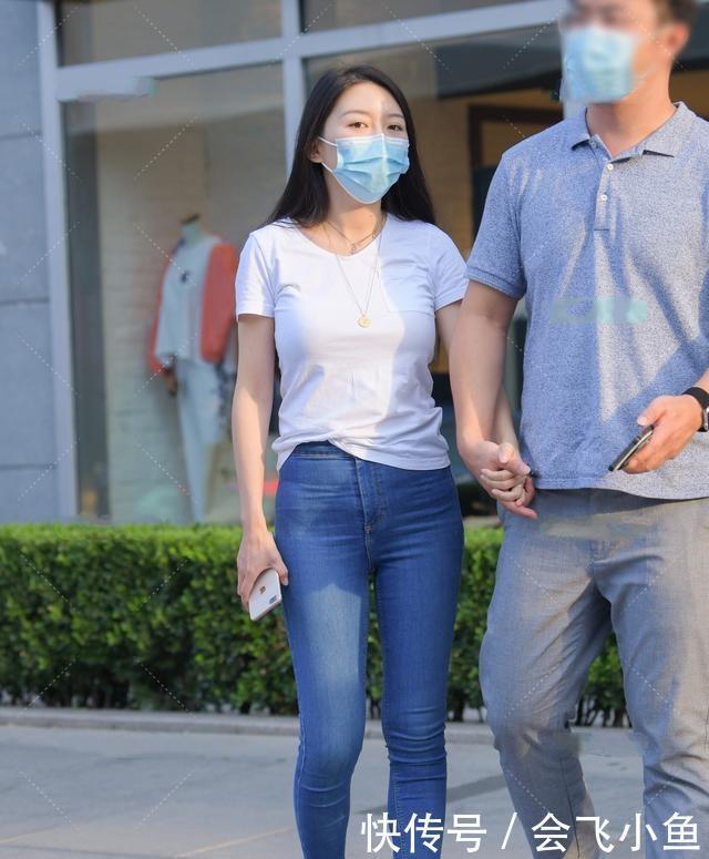 打扮|瑜伽裤打扮不浮夸,显得特别乖巧甜美,带来美丽气质