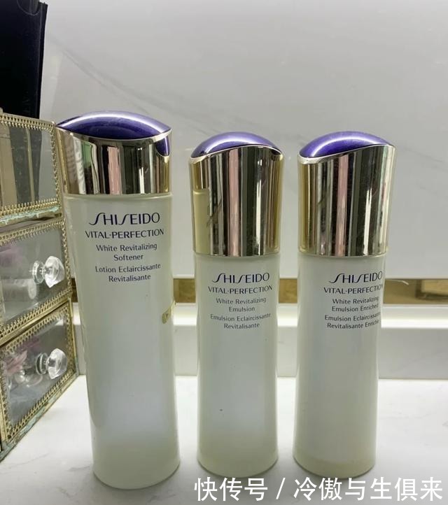 乳液|50岁左右的女人用什么乳液后津率享最热门,资生堂是贵妇级