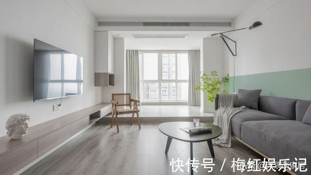 清新|走进她家,就被清新淡雅的氛围吸引,利用颜色拼接让室内非常大方