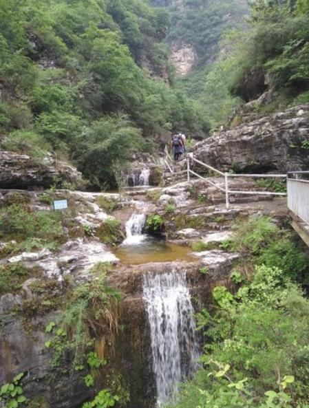 迈腾|北京当地人才知道的景点，人称京西“九寨沟”，夏天来正合适