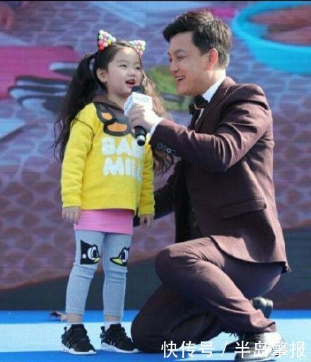 李锐|阿拉蕾太招人喜欢了吧,看杜江和李锐一脸宠溺的表情就羡慕