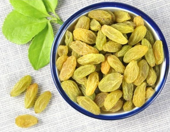 葡萄干|葡萄干和此物一起煮,每天吃两口,气血好了,肌肤更细腻