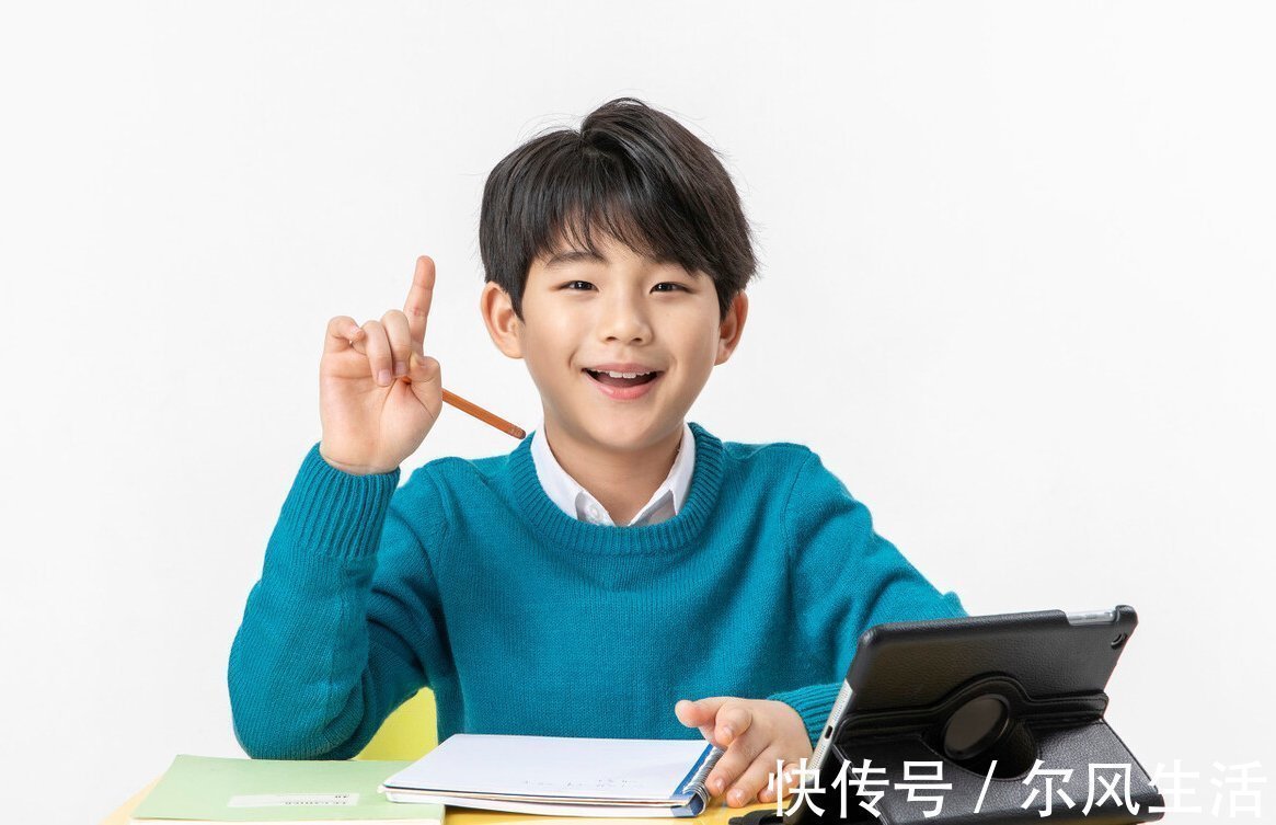 习惯|15岁少年被诊断出“健忘症”,医生怒斥家长:孩子这2种习惯不能有