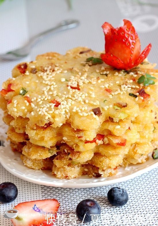 零食|一碗剩米饭,巧做一堆米饼,香爆了,好吃到哭,还可以当作零食