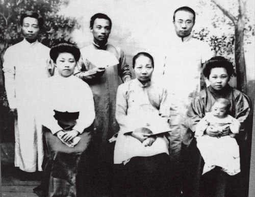 周作人|鲁迅和周作人的情感纠葛,为何闹得沸沸扬扬?说明了中国家庭通病