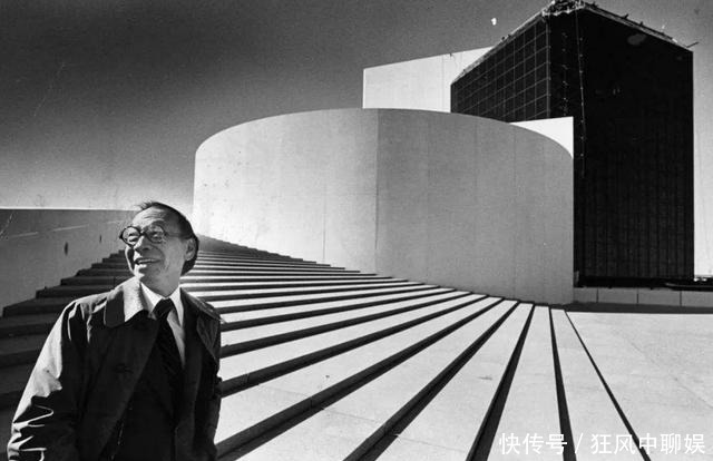 他是建筑界旷世奇才，翻修卢浮宫惊艳世界，和妻子一见钟情到白头