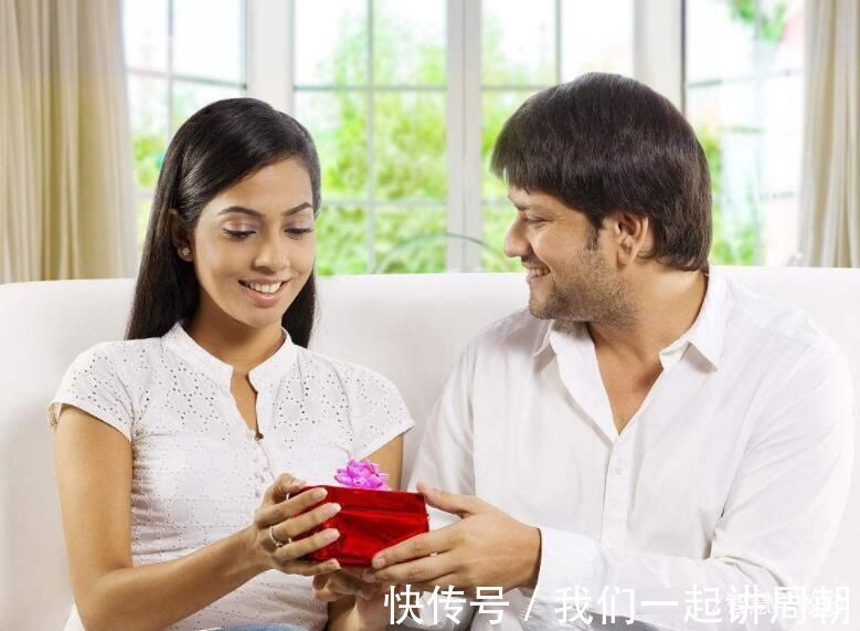 怀孕|怀孕生孩子后，如果老公能做到这10点，再穷也不要放弃他！