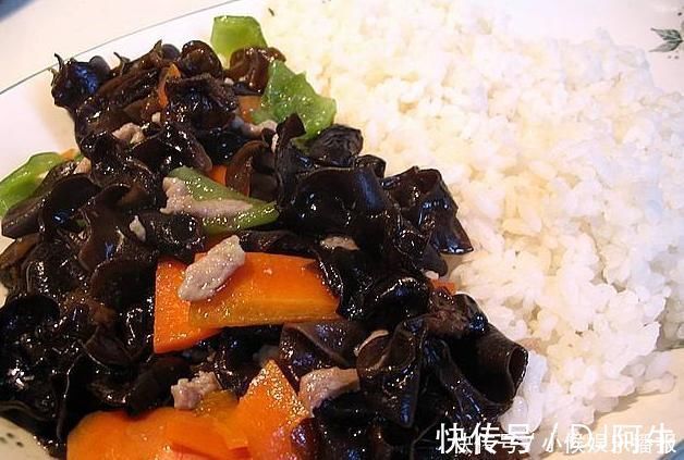 心血管疾病|黑木耳好吃却不能瞎吃,吃黑木耳有一大禁忌,现在知道还不晚