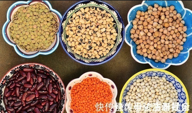 碱性食物|女人更年期别“节俭”,常吃5种碱性食物,加一运动补充雌激素