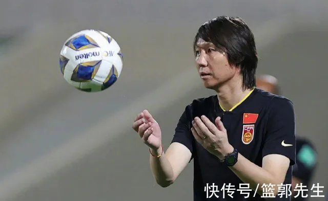 中国男足|人间清醒?武磊读秒绝杀越南,李铁直言是“运气”,赛后发文感叹