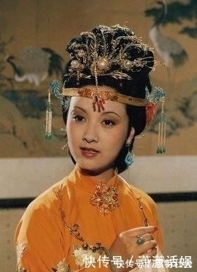 彩云|彩霞身为王夫人最得力的丫环,为何却会看中王夫人最讨厌的贾环?