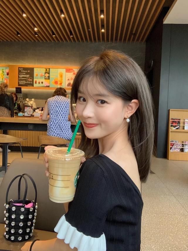 适合学生的法式刘海，好看又减龄，洋溢着青春的活力