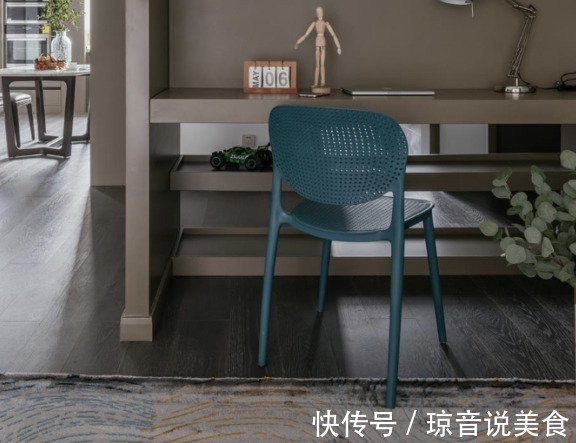 书房|过道别再浪费了,学他家这么装,书房、杂物间都有了!实用性倍增