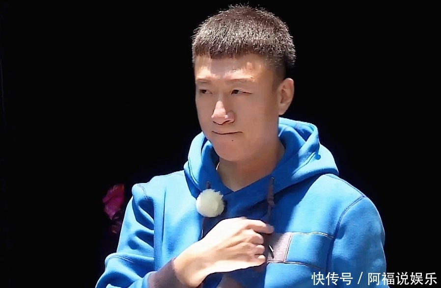  框录|张艺兴黄渤同框录节目，吃红烧肉特意连线孙红雷，尽显塑料兄弟情