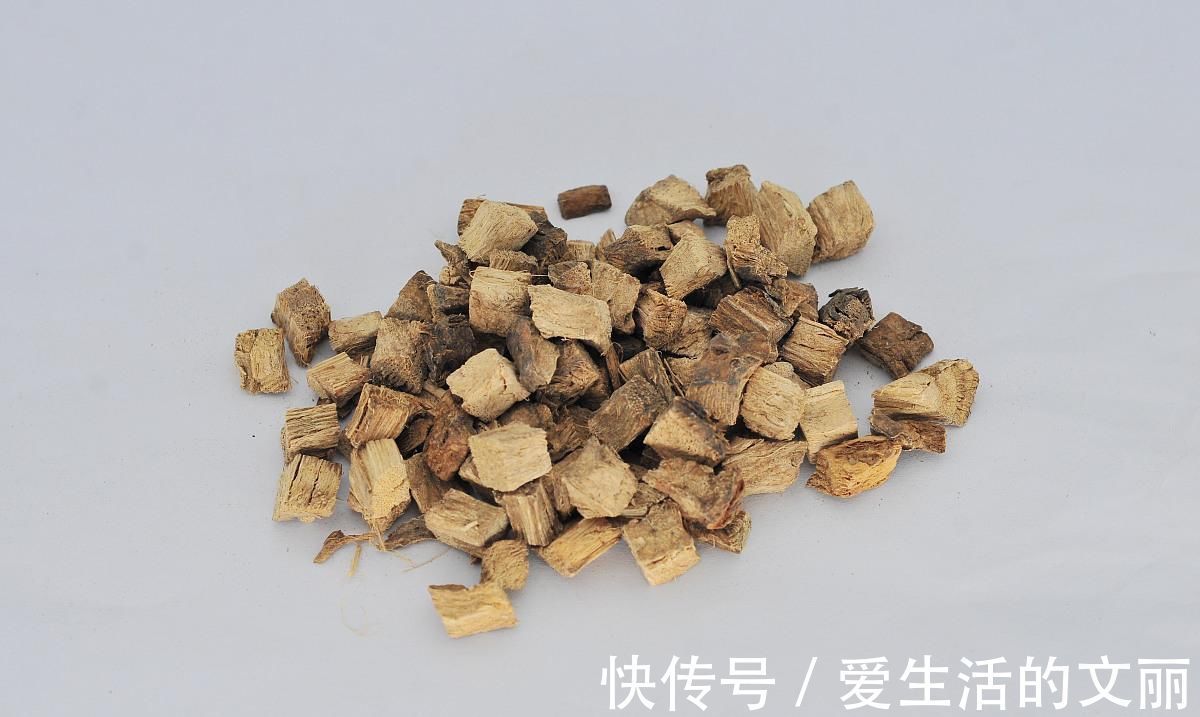 内分泌|患有甲状腺结节,忌口2物,多吃2果,常喝2水,结节或能自行消散