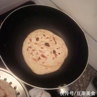 人气家常下饭菜烫面饼，一秒征服家人的胃