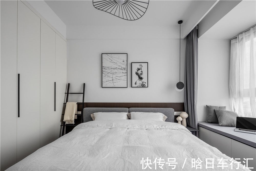 业主|黑白灰和实木打造的空间,设计独立入户鞋帽间,满足五口人的需求