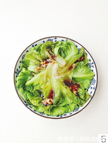 一分钟学会做蚝油生菜,清爽低脂,营养美味,好吃又下饭