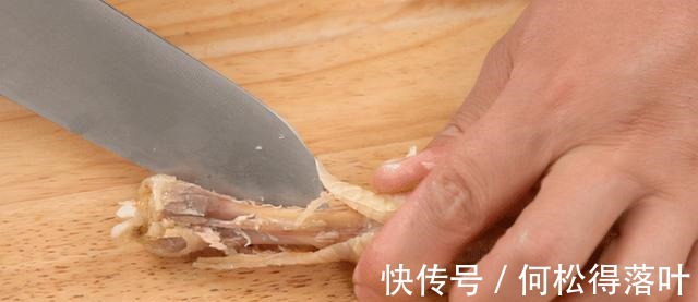 凤爪|麻辣无骨凤爪的做法,详细的去骨步骤,不吐骨头,一口一个真香!