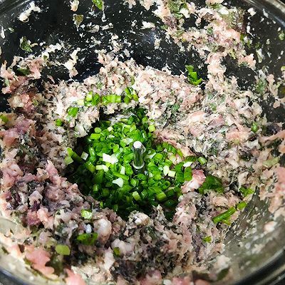 紫苏叶|紫苏蒸肉饼