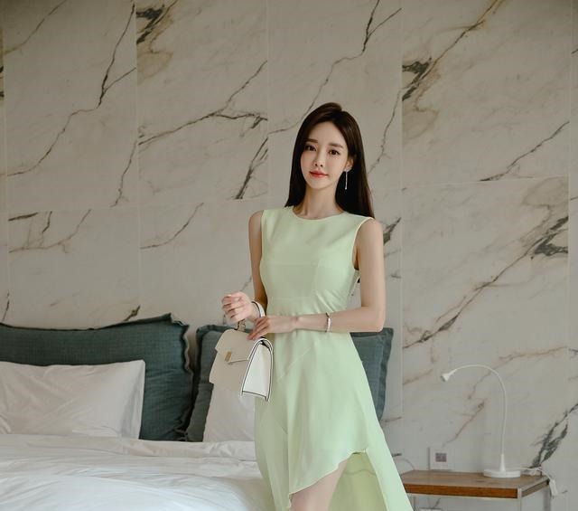 轻盈|孙允珠高清美图姜黄柠檬轻盈雅致仙幻及膝裙