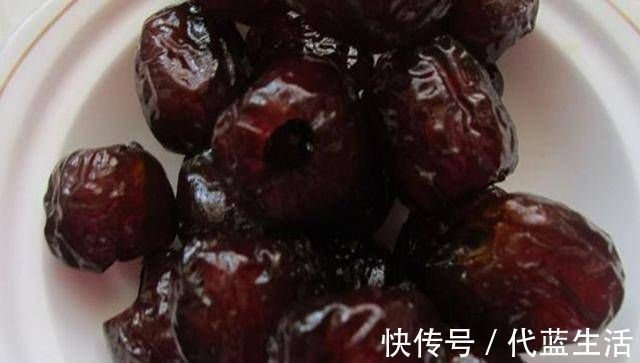 包粽子,从不用水煮粽叶,1个小技巧粽子软糯清香更入味