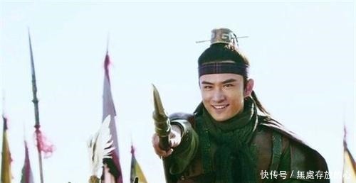 梁山上宋江给4个人让过位,自然没人敢答应,但有2人他不敢让!