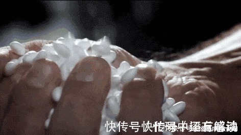 yeezy 小米推「空调鞋」!不到百元硬刚Yeezy,穿上降10℃比拖鞋还透气