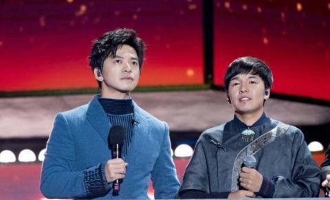 黄霄雲|《好声音2021》两期过后，从这三个方面来看，四位助教显得很多余