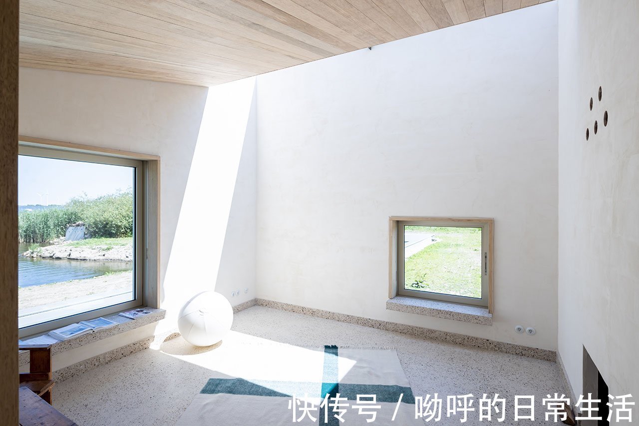 混凝土|2021年BNA最佳建筑奖：德科特·范·沙伊克设计极简主义住宅