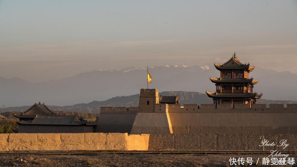 电影《英雄》取景地--内蒙额济纳，记录炫丽迷人的七彩丹霞地貌