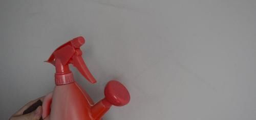 窍门|白墙脏了不用重新刷, 教你一个窍门, 简单一擦, 立马干净如新