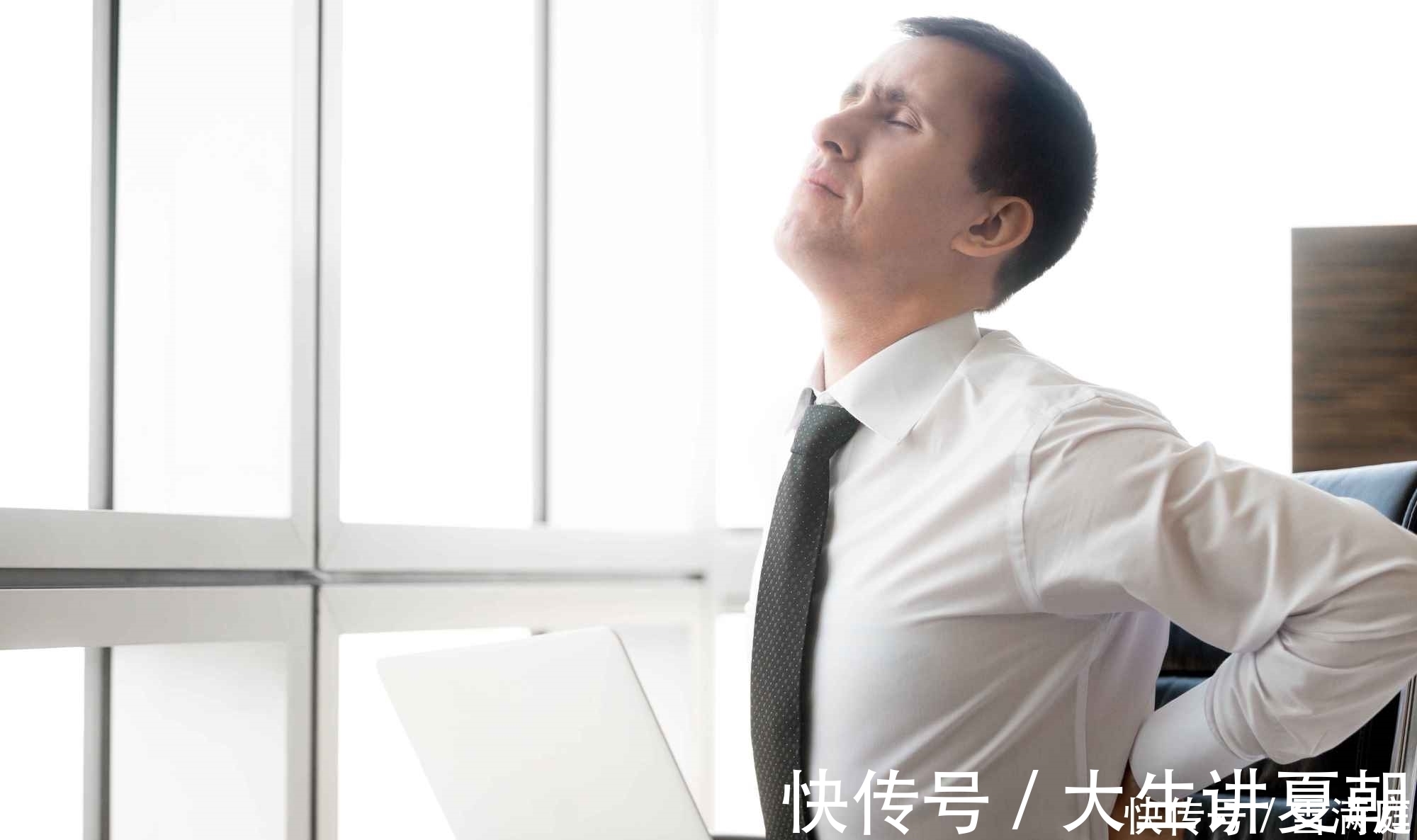 酸痛|背部肌肉要练好，学会动作学这些秘诀，让效果事半功倍