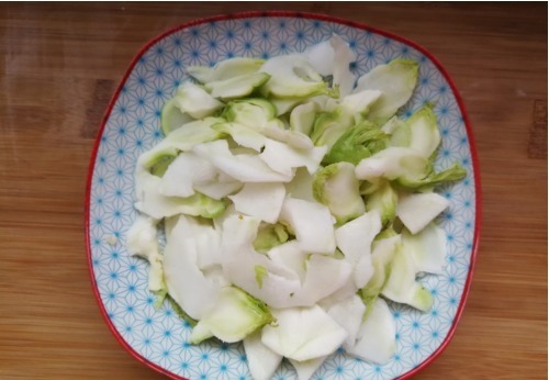 鸡蛋|很多人不认识这菜,5块钱一斤,比鸡蛋还贵,但是含钙量极高