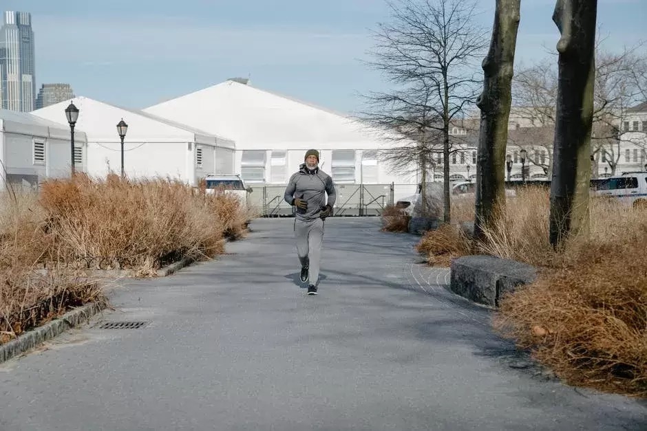 御寒|冬天还坚持跑步的人，你真的惹不起！