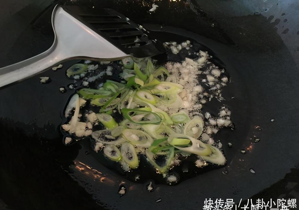 少许|天冷后,聪明人把冬瓜这样做,汤白味鲜营养丰富,全家人抢着喝