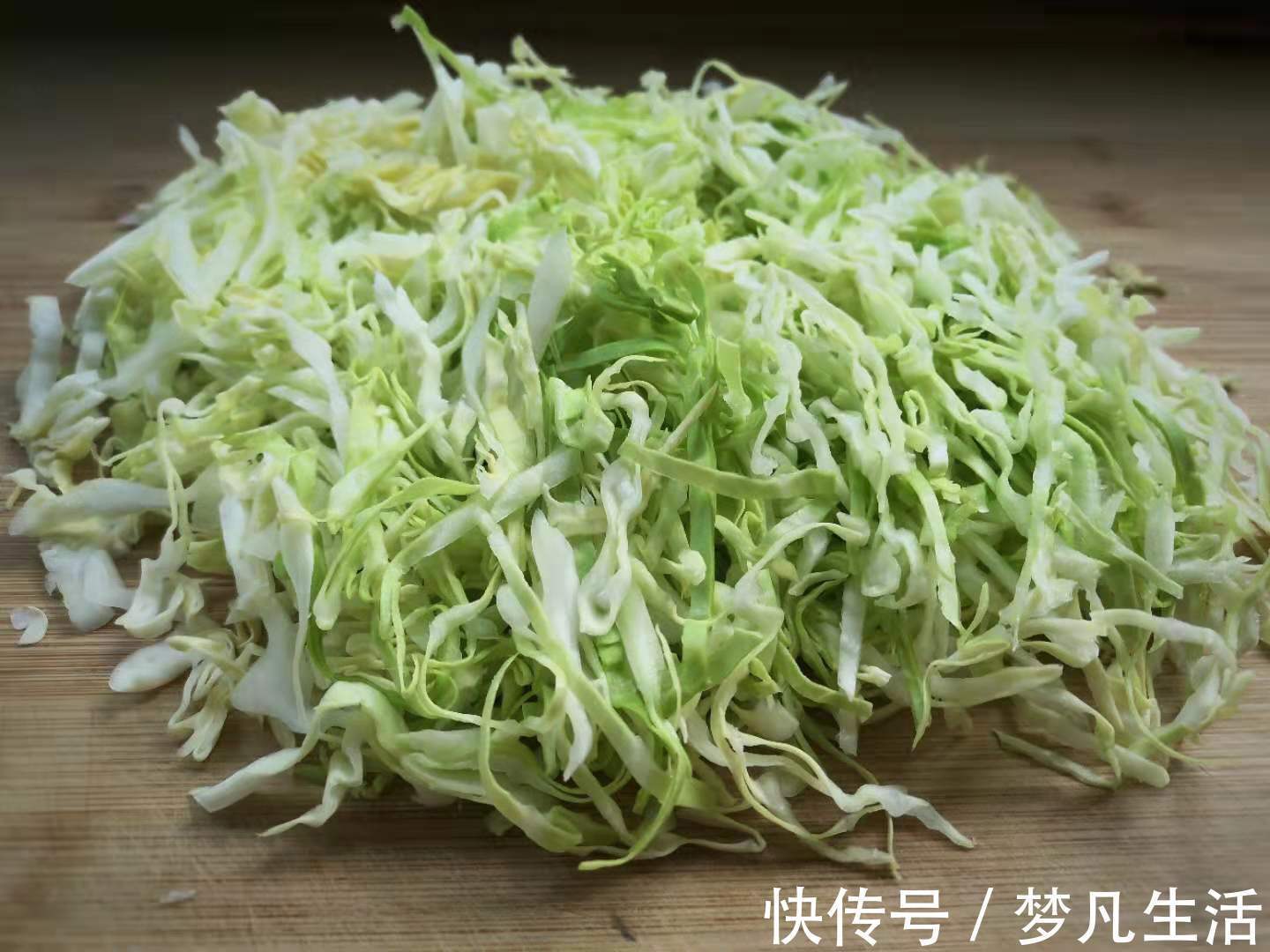 爽口|天热多做这菜吃,富含天然叶酸,一斤8毛,买来一烫一拌,真爽口