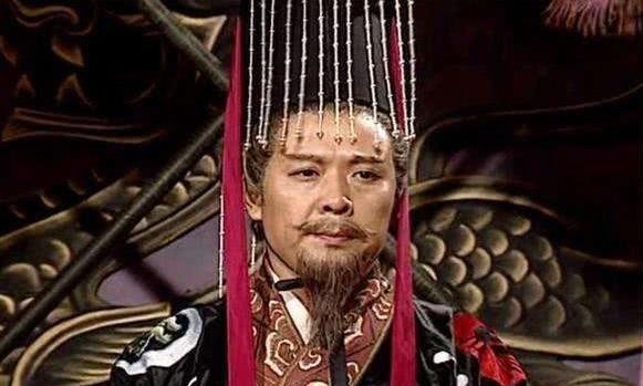 东州|悲剧:刘备生平看错5人,3人毁他江山,其中2人还是刘备的亲戚