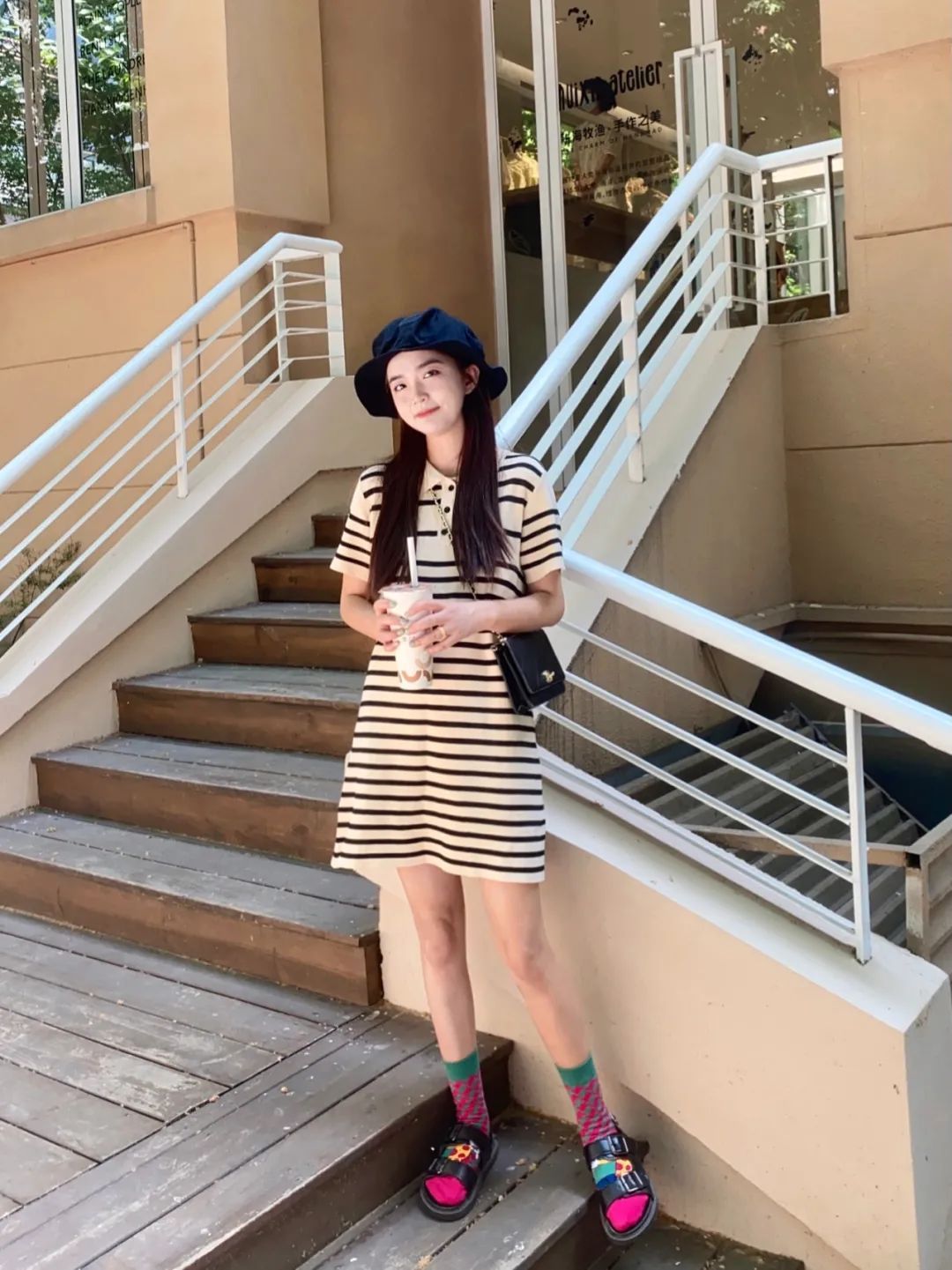 韩国小姐|小个子“不穿裤子”最显高！早秋流行这样穿，好看又时髦