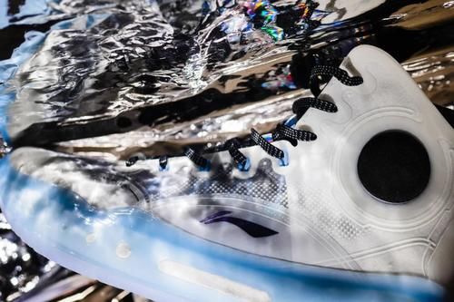 WEN鞋评-实战｜近些年实战鞋的天花板！它就是没有短板的顶级旗舰