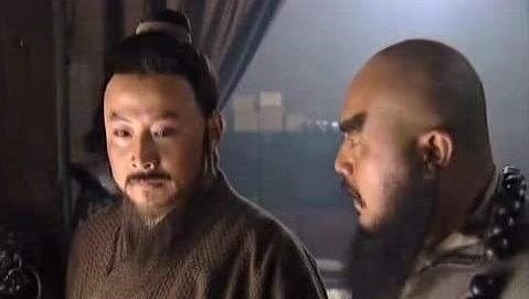 林冲原&林冲重病后,为何宋江让断臂武松照顾他,而不是鲁智深!