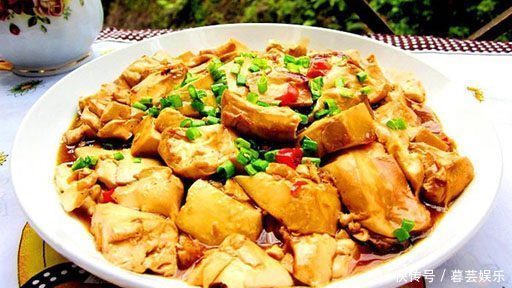 大厨教的做豆腐方法,味道果然不一般,爱吃豆腐的朋友可别错过啦