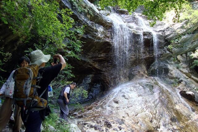 北京又一景区走红，有当地小“黄山”之称，风景绝美不输九寨