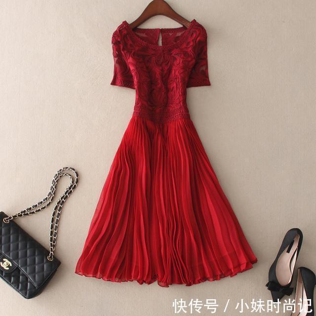 时尚|论时髦和显瘦,我只服收腰修身款裙子