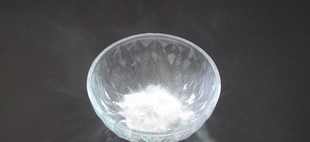 把这2样东西放进马桶里, 马桶不刷也不会脏臭, 看完赶紧去试试