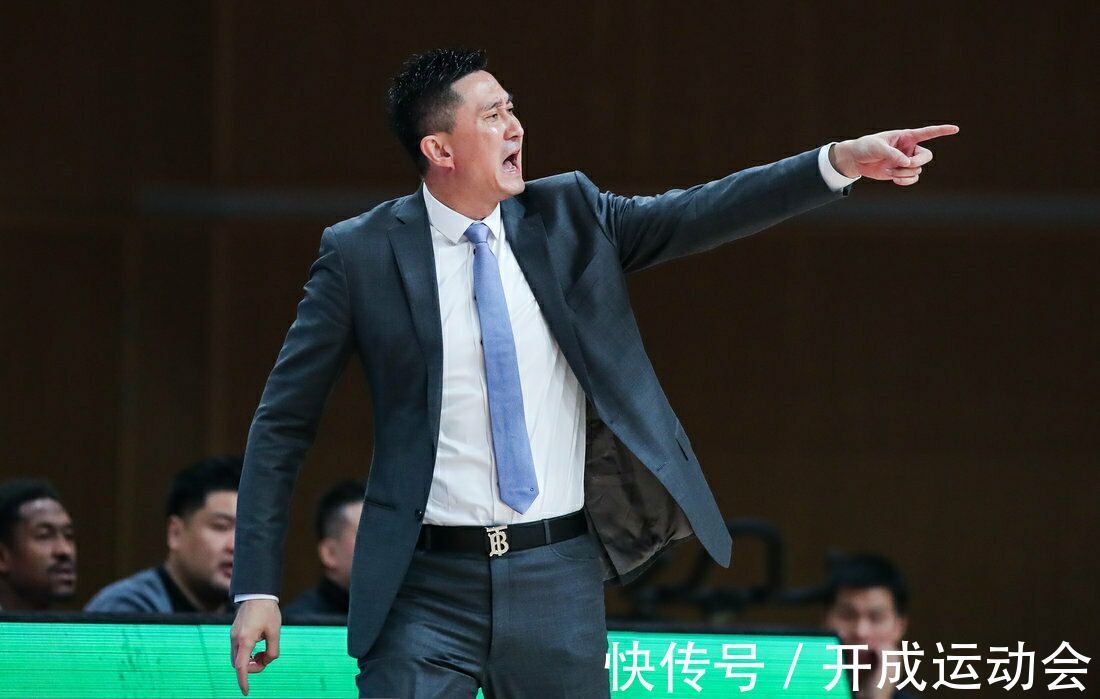 首钢|网传:北京首钢试图招募广东核心?秦晓雯与赵睿握手,笑脸相迎