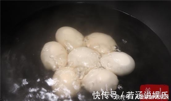 煮茶叶蛋，放什么配料才是关键，教你正确做法，比外面摆摊还好吃